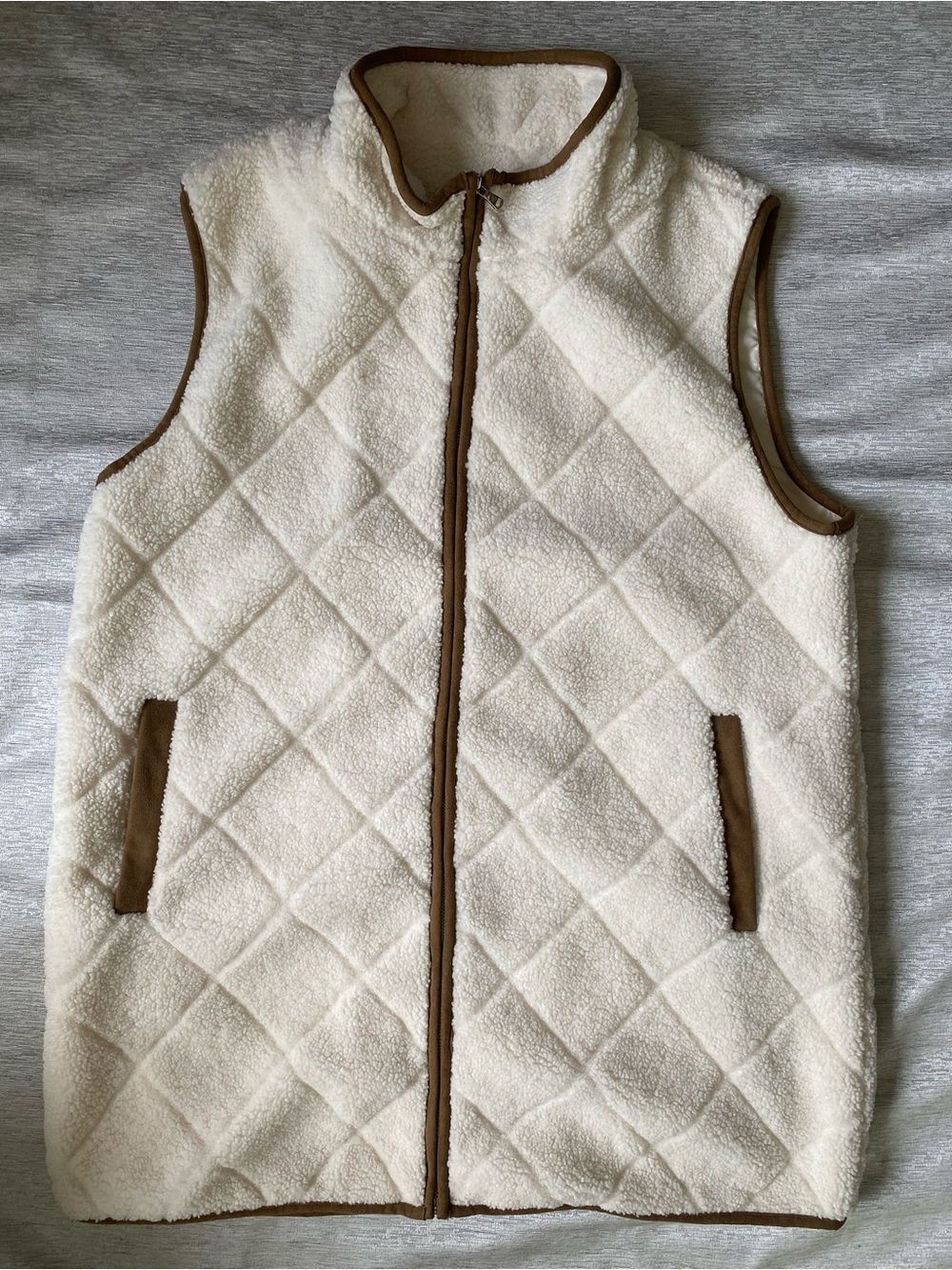 Lauren Ralph Lauren Women’s Cream Sherpa Quilted Vest with Brown Trim